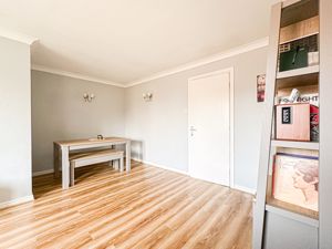 Photo 11- click for photo gallery